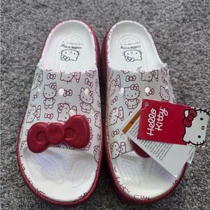 Hello Kitty Crocs